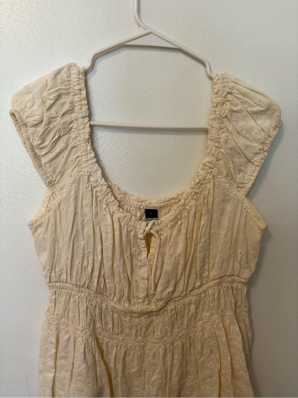 Old Navy Cream Eyelet Smocked Peasant Blouse - Picture 4 of 6